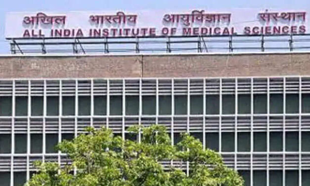 AIIMS Rishikesh: एमबीबीएस के छात्र ने छठवीं मंजिल से छलांग लगाकर दी जान, मौके पर पहुंची पुलिस जांच में जुटी