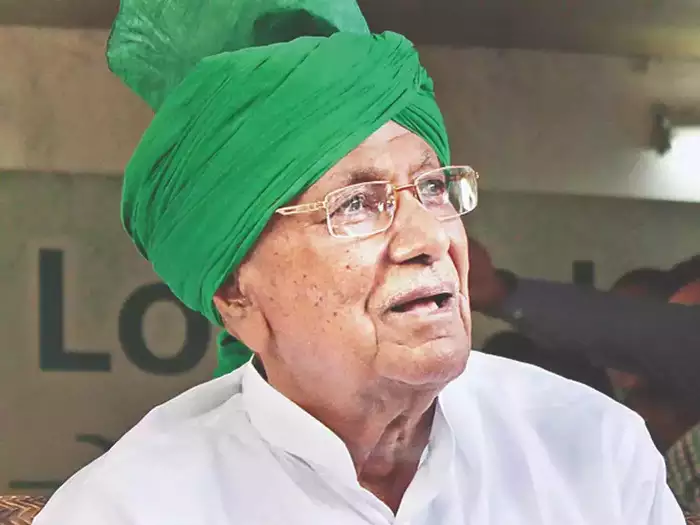 Om Prakash Chautala: जेल में रहकर हरियाणा के पूर्व सीएम ने क्यों लिखा था 10वीं के अंग्रेजी का पेपर…