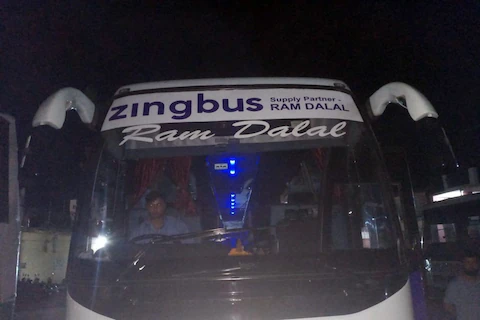 हमीरपुरः BJP पदाधिकारी की रहनुमाई पर चल रही थी अवैध वॉल्वो, परिवहन विभाग ने पकड़ी