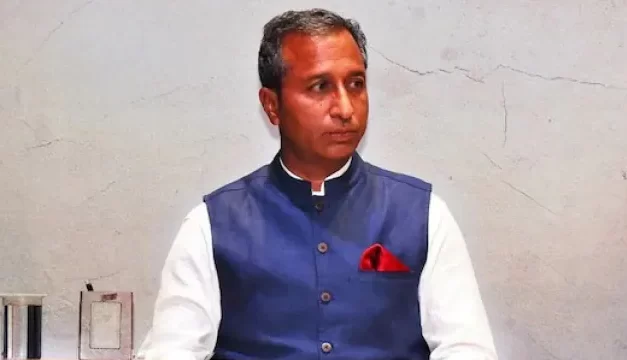 बर्खास्त स्वास्थ्य मंत्री विजय सिंगला के OSD प्रदीप कुमार भी गिरफ्तार, पंजाब पुलिस की विजिलेंस विंग का ऐक्शन