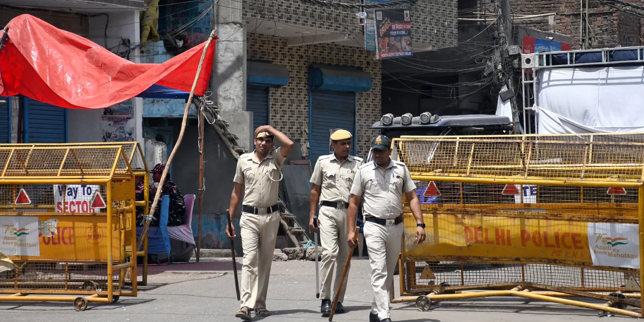 उत्तरी दिल्ली के शाहाबाद डेरी इलाके में 2 पक्षों में जमकर मारपीट, क्रॉस FIR दर्ज