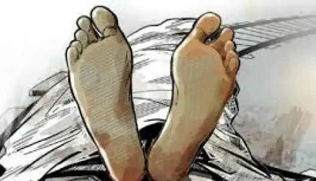 दिल्ली में पटरी किनारे मिला बेटी के घर जाने के लिए निकले बुजुर्ग का शव, जानें क्या है मामला