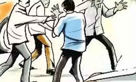 Haryana News: पिता की अंत्येष्टि में भिड़ गए 7 बेटे, जमकर चले लात घूंसे, कई घायल पुलिस की मौजूदगी में हुआ अंतिम संस्कार